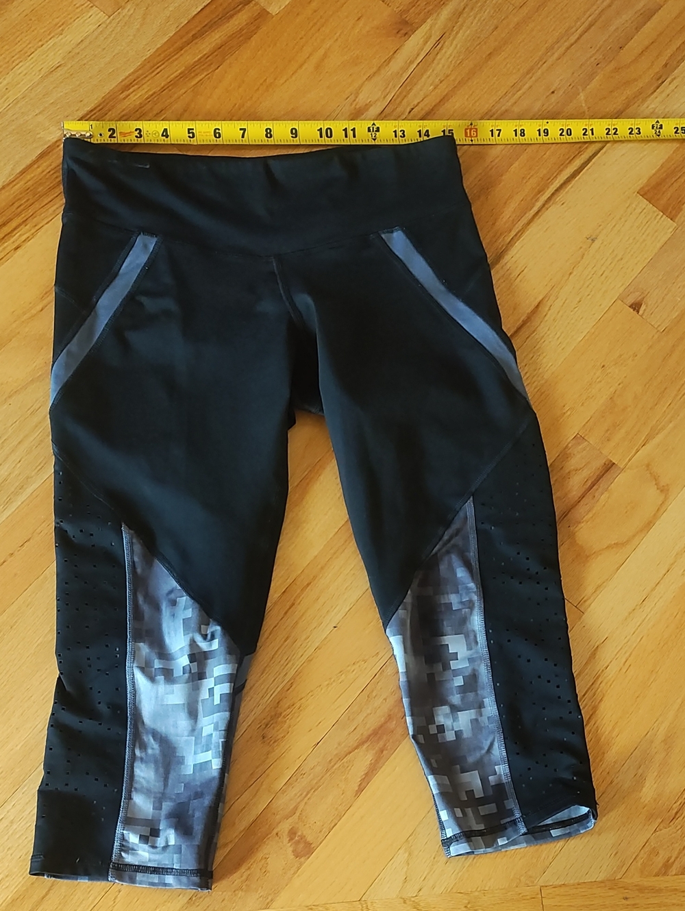 Champion Black Capri Leggings with Gray Camo Panels